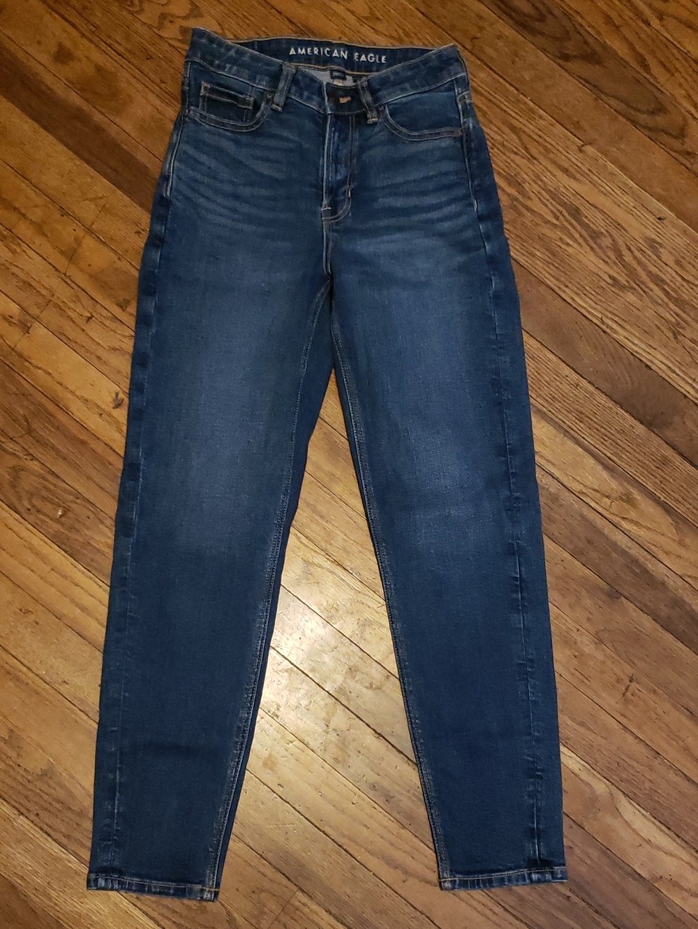 AE Mom Jean size 0Reg